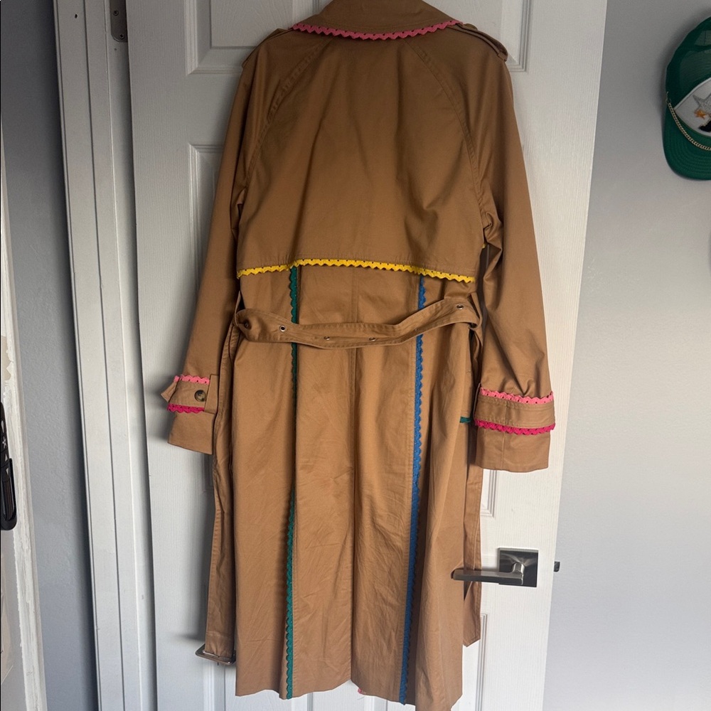 Avec Les Filles Tan Trench Coat with colorful piping - Picture 6 of 6